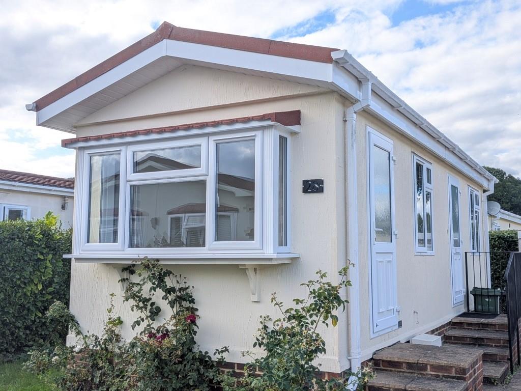 HORSHAM ROAD, BEARE GREEN, RH5,