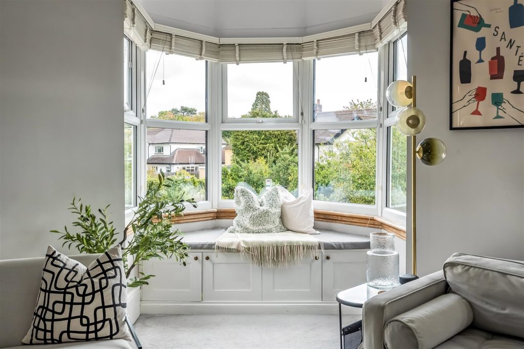 BARNETT WOOD LANE, ASHTEAD, KT21