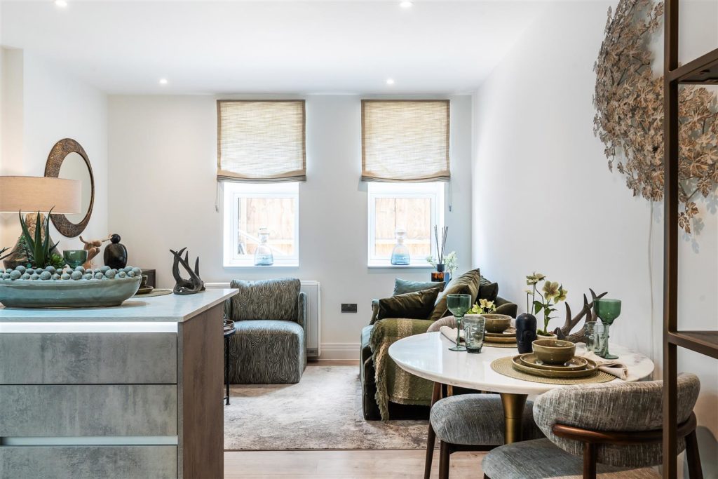 MYRTLE ROAD, DORKING, RH4