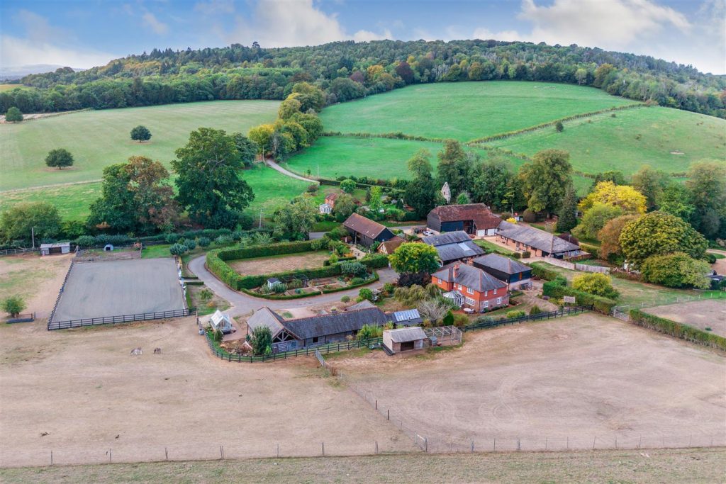 CHAPEL LANE, WESTHUMBLE RH5