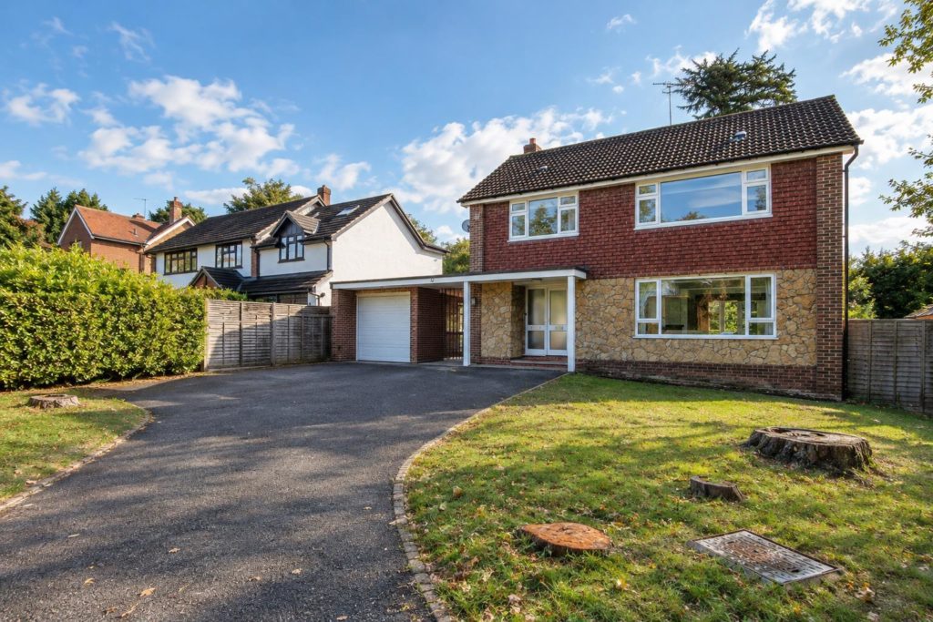 PARKERS HILL, ASHTEAD, KT21
