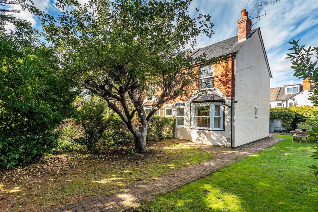 SPRING GARDENS, DORKING, RH4