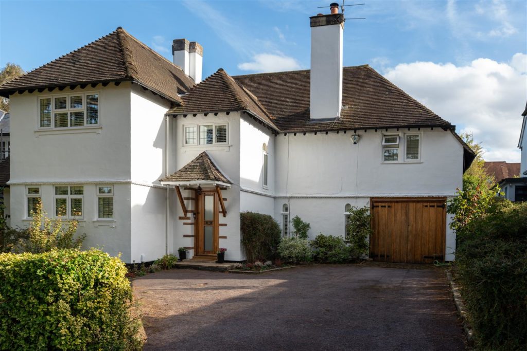 FIR TREE ROAD, SOUTH LEATHERHEAD, KT22